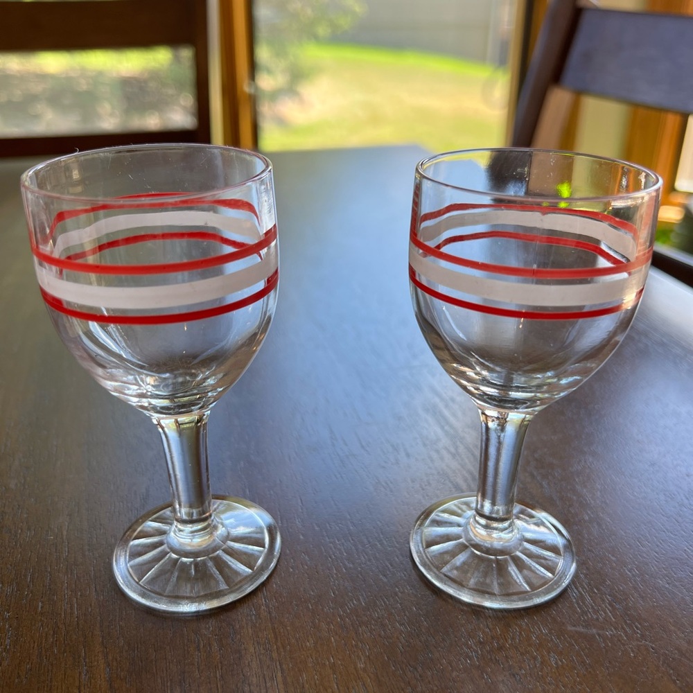 Pair of Mid Century Small Wine Glasses